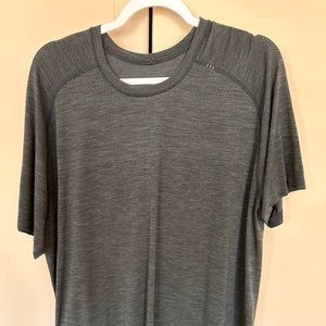 Lululemon shirt